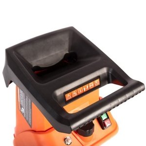 Измельчитель садовый PATRIOT PT SE24 [732304620] {Мощность дв. 2400Вт; 220В; скорость вращения 4500об/мин; макс. диаметр измельчения 40мм}