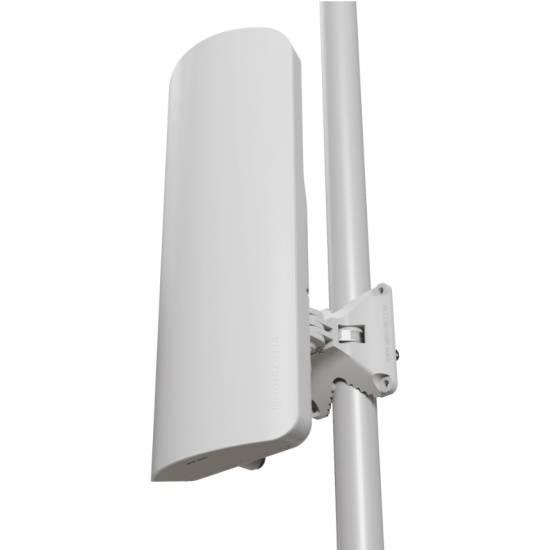 MikroTik L22UGS-5HaxD2HaxD-15S Точка доступа mANTBox ax 15s, 2,5/5 ГГц, до 2974 Мбит/с, LAN 1х1 Гбит, PoE, SFPх2,5Гбит