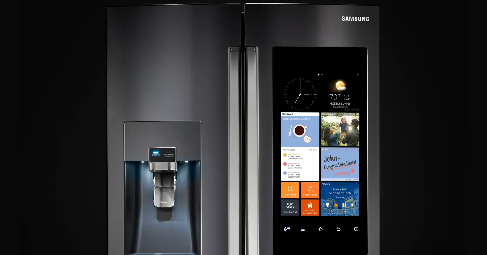 Samsung критикуют за рекламу на экранах холодильников Family Hub