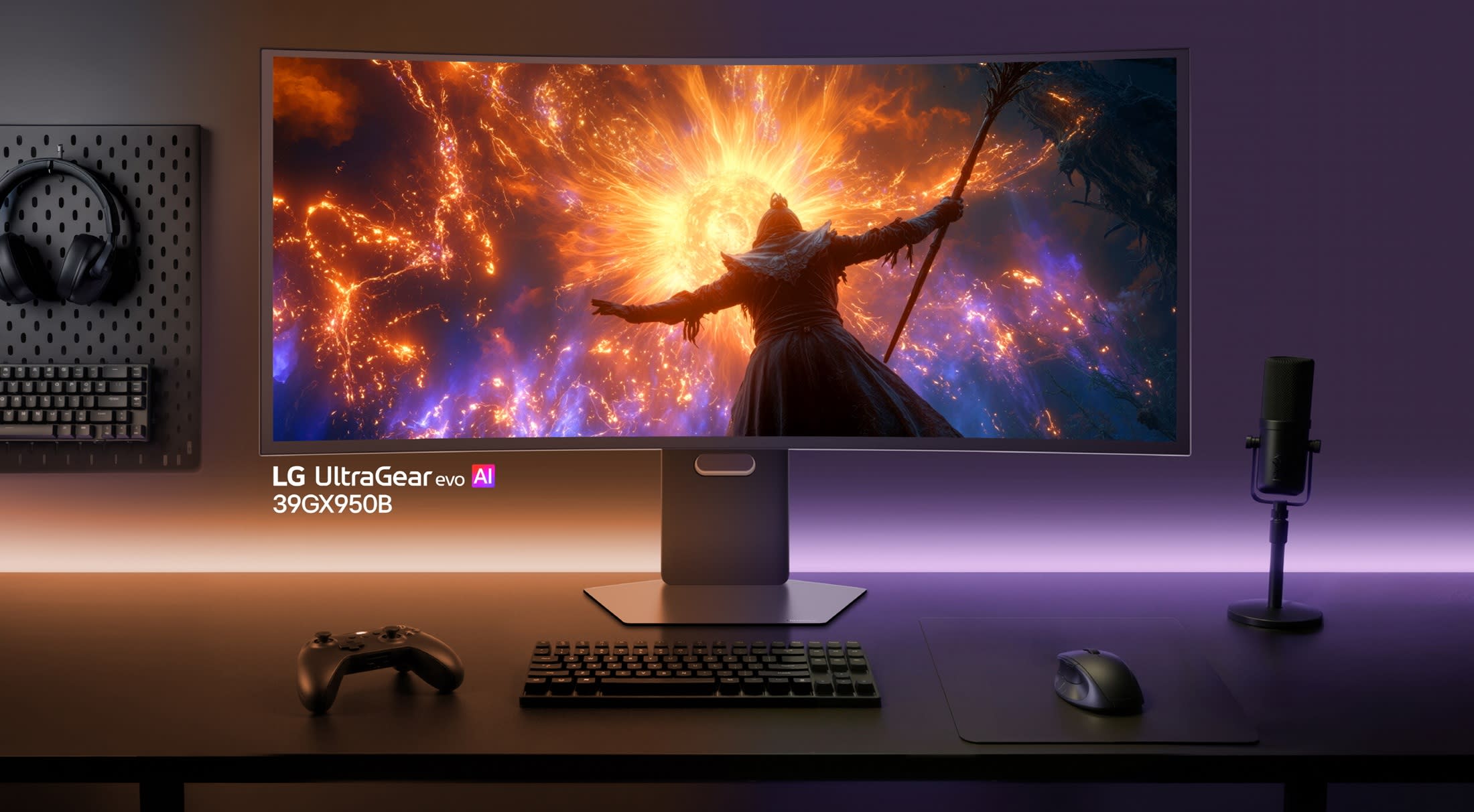 LG UltraGear evo 39GX950B
